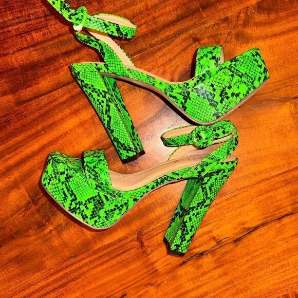 Nordstrom: Lime Green faux Snakeskin Platform Heels NWOT SZ 7 - Picture 3 of 9